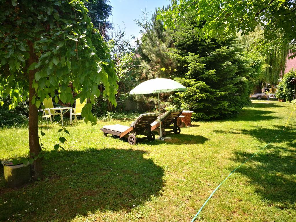 City Camping& Apartman &Bungalow Hotel Gyor Exterior photo