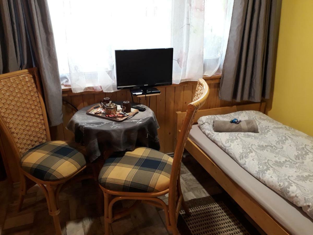 City Camping& Apartman &Bungalow Hotel Gyor Exterior photo